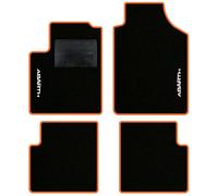 QUEMAR Tappetini Auto compatibili con 595 ABTH e 500 ABTH dal 2007/ Kit Tappeti Moquette e Gomma su Misura/Set 2 Anter.+ 2 Poster./Ricami e Colori Personalizzati (2 Ricami, Bordo Arancio)