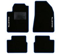 QUEMAR Tappetini Auto compatibili con Alfa Romeo GIULIETTA dal 2016/ Kit Tappeti in Moquette e Gomma su Misura (Set 2 Anteriori+2 Posteriori)/Ricami e Colori Personalizzati (Bordo Blu, 2 Ricami)
