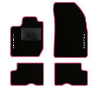 QUEMAR Tappetini Auto compatibili con Dacia Duster dal 2018 / Kit Tappeti in Moquette e Gomma su Misura (Set 2 Anteriori + 2 Posteriori) / Ricami e Colori Personalizzati (2 Ricami, Bordo Rosa)