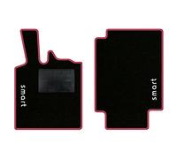QUEMAR Tappetini Auto compatibili con Smart Fortwo W450 1998-2007 / Kit Tappeti in Moquette e Gomma su Misura (Set 2 Anteriori) / Ricami e Colori Personalizzati (2 Ricami, Bordo Fucsia)