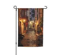 Questa bandiera italiana da giardino con stampa Old Street è il benvenuto ospiti a casa tua con unica. Perfetta per qualsiasi terrazza, patio, portico anteriore o veranda e fai affascinanti