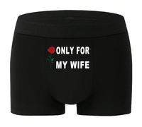 Questa biancheria intima larga da uomo è stampata con il testo "Solo per mia moglie" e ha un motivo a cuore color rosa rosso. Comoda e delicata sulla pelle, pratica e alla moda, è un regalo ideale per