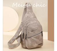 Questa borsa a tracolla multifunzionale alla moda e classica in colore unito in stile retrò in PU impermeabile con più scomparti e tasche con cerniera. La tracolla con motivo a rombi la rende adatta p