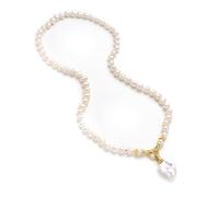 Questa collana di perle d'acqua dolce naturali presenta un ciondolo barocco rosa da 8-9 mm e una chiusura a levetta in zirconia cubica color oro, con una lunghezza totale di circa 59,7 cm. È un