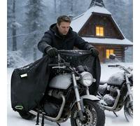 Questa copertura nera per bicicletta o motocicletta monoblocco presenta una feritoia e una tasca portaoggetti, oltre a fasce di riflettenti e cinghie elastiche per l'uso notturno. Può contenere da 1 a