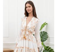 Questo è un abito molto moderno, molto elegante e di design. Con il suo delicato broccato e decoro, è anche uno stile artistico e casual. Con il suo design elegante e l'eccellente comfort, ti fa senti