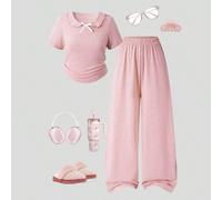 Questo set pigiama a 2 pezzi, dolce e alla moda, è progettato per le ragazze, con un design con volant e colletto a bavero. La parte superiore a maniche corte con scollo tondo è abbinata a pantaloni c
