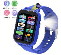 Questo smartwatch per bambini presenta uno schermo da 1,83 pollici e una batteria da 300mAh. Include giochi educativi integrati e funzioni come torcia LED, fotocamera e calcolatrice, rendendolo un'ott