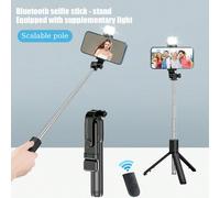Questo ultimo bastone per selfie Bluetooth da 1,7 m/70 cm per telefono cellulare, adatto per live streaming, può essere dotato di luce LED di riempimento, è estendibile, ha una rotazione automatica a 