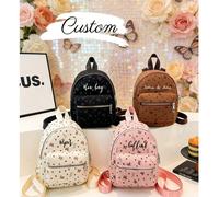 Questo zaino mini personalizzato, alla moda e retrò a pois, decorato con un motivo a fiocco, con cinghie regolabili, è una scelta ideale per l'autunno e l'inverno. È molto adatto per feste di complean