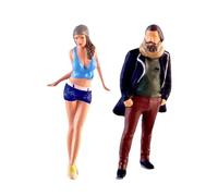 QUXVUIS Figure di persone in miniatura, ragazza con le gambe lunghe e zio con sciarpa artistica, personaggi realistici che valorizzano le scene del diorama,