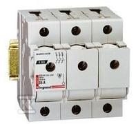 R 303 16A 3P 606704 Sezionatore portafusibile