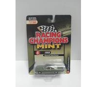 Racing Champions Mint Nuovo 1:64 Scala 1968 Plymouth Road Runner - Verde