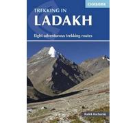 Radek Kucharski Trekking in Ladakh (Tascabile)