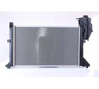 Radiatore Alette di raffreddamento saldate 62686A NISSENS per MERCEDES-BENZ
