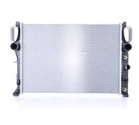 Radiatore Alette di raffreddamento saldate 62792A NISSENS per MERCEDES-BENZ CLS