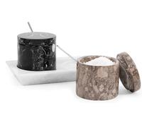 Radicaln Set di 2 contenitori per sale in marmo con coperchio e vassoio, 7,6 cm, set di 2 barattoli per condimenti, contenitori per spezie per piano di lavoro della cucina, barattoli per spezie e