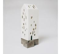 Räder Casa luminosa con base in cemento