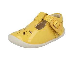 Ragazze Clarks Cut Out Dettagliato Scarpe 'Roamer Star'