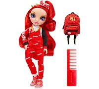 Rainbow High Jr. High - Ruby Anderson - Bambola alla Moda Rossa da 23cm con Vestito e Accessori - Include Zainetto Apri e Chiudi - da Collezionare o Regalare - età: dai 6 Anni in su