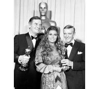 Raquel Welch & Fred Astaire [1046401] 8x10 Foto Altre Misure Inc Poster)