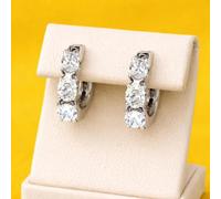 RARA borchie solitario con diamanti bianchi taglio ovale certificato 6,00 ct ...