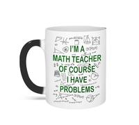 RCGOFOLLOW Sono un insegnante di matematica. Una tazza di ceramica che dopo essere stata riempita d'acqua è divertente, nera e bianca. Colore: ceramica resistente. Giorno.