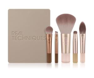 Real Techniques New Nudes On The Glow Mini Brush Kit set di pennelli da viaggio 6 pz