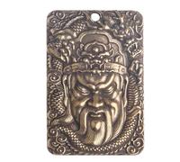 Realizzato in ottone puro, il vecchio portachiavi di Guan Gong è in rilievo con la statua del dio della ricchezza, Guan Gong, etichetta da appendere