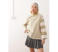 Reclaimed Vintage - T-shirt a maniche lunghe écru e kaki a righe miste con design diviso-Verde L