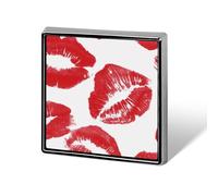 Red Kiss Prints - Spilla unisex quadrata leggera da bavero, gioiello per abbigliamento, scialle e cappello
