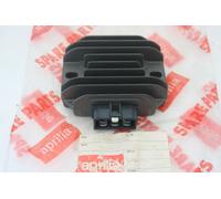 Regolatore tensione Voltage regulator Aprilia Scarabeo Light carburatore 125 200