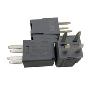 Relè PA66-GF33 DC12V 20A a 4 pin 350 for applicazioni automobilistiche e industriali.
