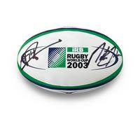 Replica del pallone 2003 autografata da Jonny Wilkinson e Martin Johnson