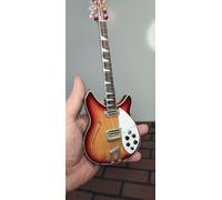 Replica Della Chitarra Sunburst 1:4 In Scala 12 Corde ~Axe Heaven~