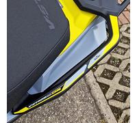 Resin Bike Adesivi Moto Compatibile con Suzuki V-Strom 800 DE 2023-2025. Protezione Moto Maniglie Passeggero da Urti e Graffi. Coppia di Adesivi 3D Resinati (Grigio Berlino)