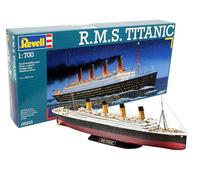 R.M.s. Titanic Plastic Kit 1:700 Model REVELL