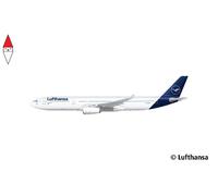 Airbus A330-300 Lufthansa New Livery 1:144 Plastic Model Kit REVELL