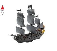 Pirates of the Caribbean Dead Men Tell No Tales Easy-Click Model Kit 1/150 Black