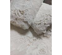 RICAMI FIORENTINI BALDI Set Asciugamani con Pizzo Rose. Spugna di Cotone 100% 420 gr/mq Avorio. 3 Pezzi: 1 Viso+1 ospite + 1 Telo Doccia. Idea Regalo. Prodotto Artigianale Toscano (Rosone, 3 Pezzi)