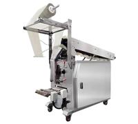 Riempitrice automatica e confezionatrice per alimenti con pellicola/sacchetti/sacchetto
