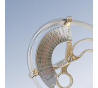 Righello in metallo con scala curva e manico ergonomico, progettato per misurazioni affidabili e ripetibili della circonferenza del cappello nella produzione (42-52 cm)