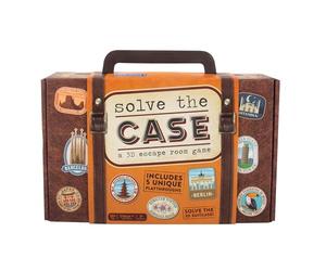 Risolvi il caso. Gioco di escape room 3D in una valigia. Pensa fuori dal caso con 5 giochi unici. Risolvi puzzle con indizi. Gioco di feste in famiglia. Età 12+, 1+ giocatori. 60 minuti di gioco.