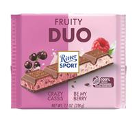 RITTER SPORT Fruity Duo, Doppio Gusto in Unica Barretta Crazy Cassis + Be My Berry, Tavoletta di Cioccolato al Latte con Fiocchi di Riso, Pezzi di Frutti Rossi e Crema di Yogurt, 218g
