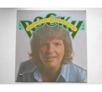 Roberts, Austin - Roberts, Austin Rocky LP Private Stock PS5000 EX/EX 1975 US pressing. Tracks: Rocky, Why Can't She See Me, I Can See Love, Children Of The Rain, Is There Somethin' Goin' On, You Got The Power, Andrea, You're A Beautiful Place To Be, Walk Your Kisses, Just To Make You Mine, Fool
