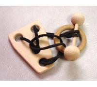 Rompicapo in legno a forma di bilanciere