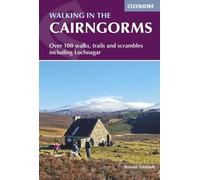 Ronald Turnbull Walking in the Cairngorms (Tascabile)