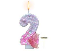rosa della torta delle di compleanno con le decorazioni della coda
