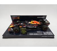 Rosso Bull RB18 Max Verstappen #1 Japanese Gp 2022 World Champion MINICHAMPS 1/