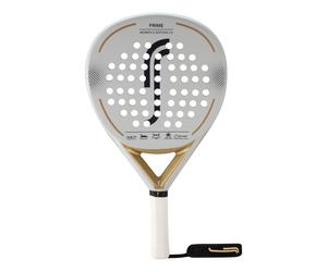 RS by Robin Söderling Scopri la Tua Nuova Compagna di Gioco: La Prime Womens Edition 2.0 Progettata specificatamente per le giocatrici di padel all'inizio della loro avventura sportiva, la Prime Women